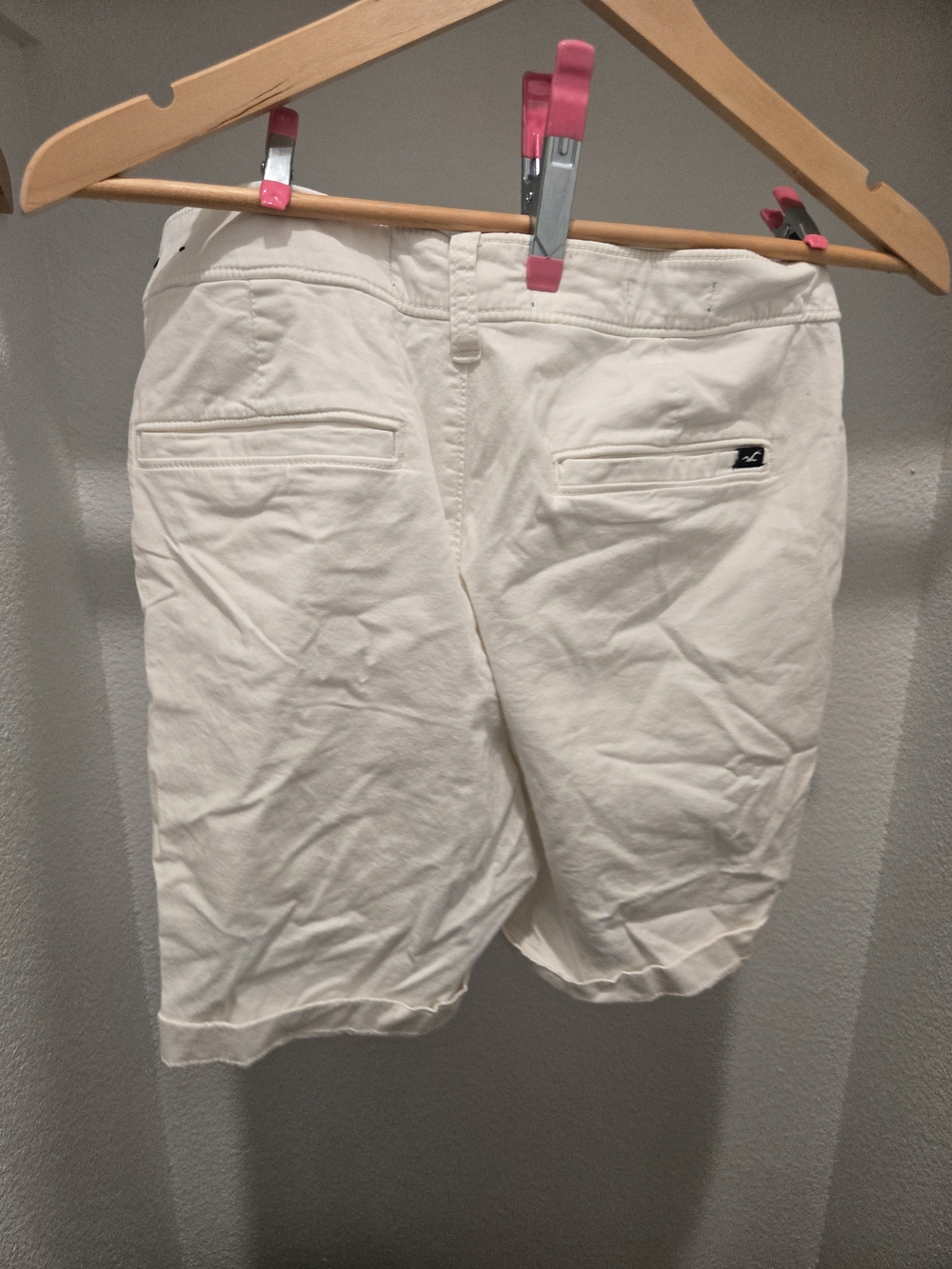 Hollister Cream Flat Front Chino Shorts